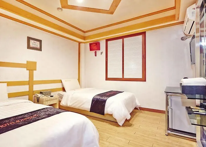 Rainbow Yongsan Hotel 3*