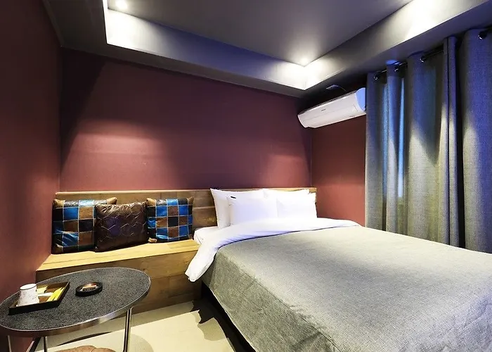 Rainbow Yongsan Hotel 3*