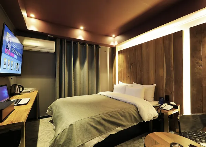 Rainbow Yongsan 3* Seul